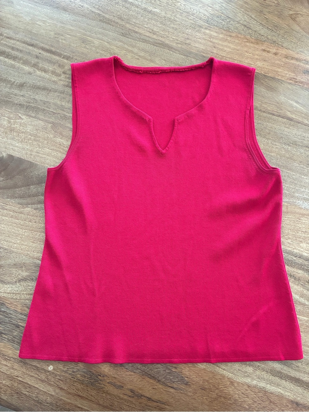 Women's Sleeveless Notch Neck Top - Bright Red